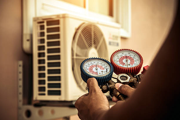 Professional Hvac technician working in Goshen, CA